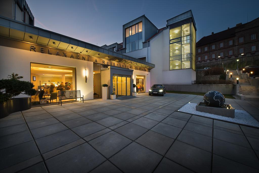 Wellness Hotel Diamant Hluboká nad Vltavou Extérieur photo